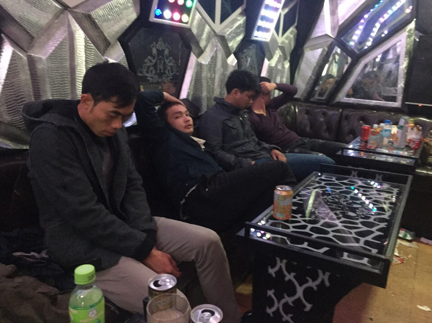 18 đối tượng đang có bị hiện sử dụng ma túy tập thể