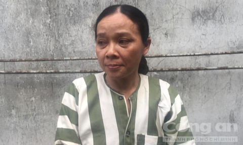 Lê Hồng Vệ tại cơ quan công an