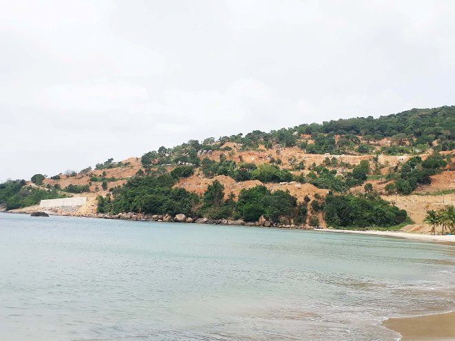 Dự án Khu nghỉ dưỡng Biển Tiên Sa nằm trong quy hoạch, chưa được cấp phép nhưng vẫn tiến hành đào xới bán đảo Sơn Trà gây xôn xao dư luận những ngày qua 