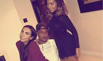 Sao Aston Villa thác loạn giải sầu sau khi xuống hạng.