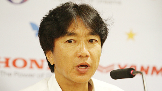 HLV Miura luôn chia sẻ thẳng thắn về các vấn đề chuyên môn. Ảnh: Lâm Thỏa.