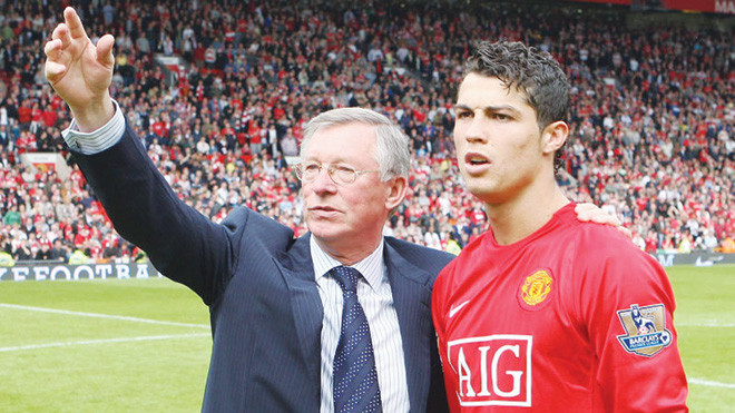 Sir Alex đã chắp cánh cho Ronaldo bay cao và giúp Man United thu về món tiền khổng lồ từ việc đồng ý bán cầu thủ này cho Real. Ảnh: Telegraph