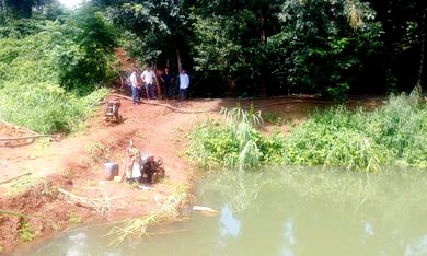 Hồ nước nơi tìm thấy thi thể 3 cha con