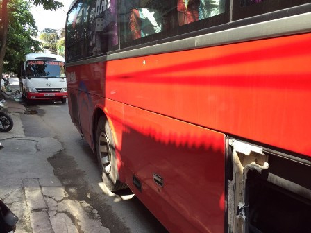 Xe khách chạy tuyến Hải Phòng - Quảng Ninh