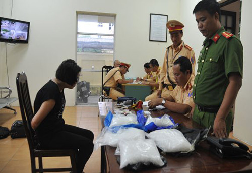 Gần 5kg ma túy đá bị thu. Ảnh: Cục CSGT