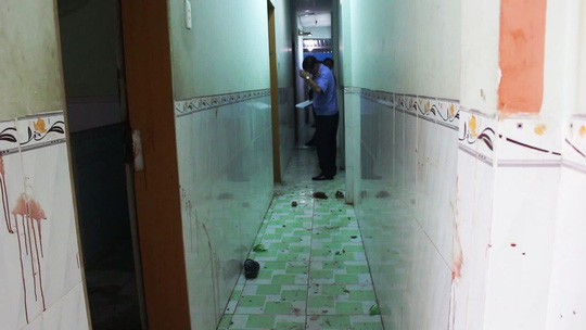 Cơ quan chức năng đang khám nghiệm hiện trường