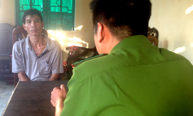 Công an huyện Vị Xuyên lấy lời khai của đối tượng Phàn Văn Gầy