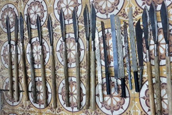 Số hung khí bị công an thu giữ. Ảnh: C.A