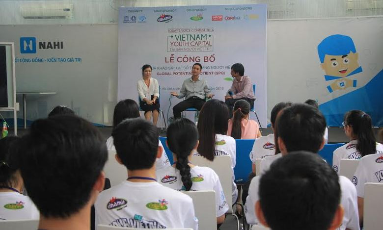 Bạn trẻ tham gia khảo sát GPQ chia sẻ thiên hướng phát triển của bản thân tại buổi lễ công bố.