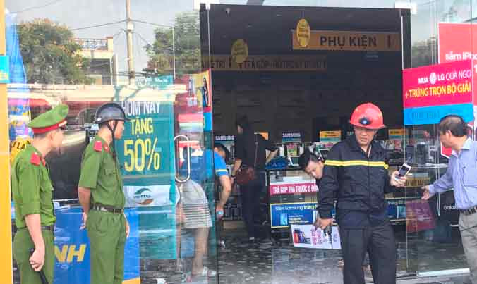 Hiện trường vụ cháy. Ảnh: T.T. 