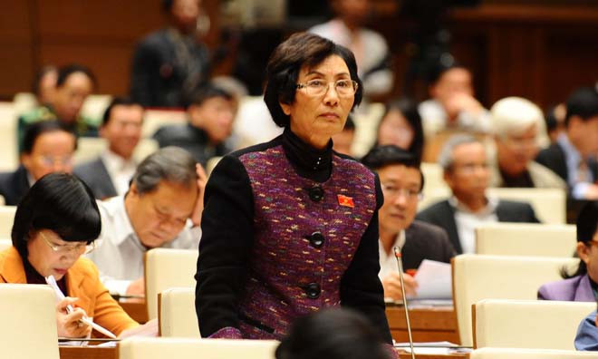 ĐBQH chất vấn Thủ tướng về “lạm phát cấp phó”