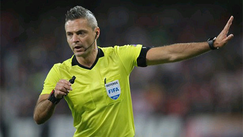 Liverpool gặp trọng tài 'hung thần' ở bán kết lượt về