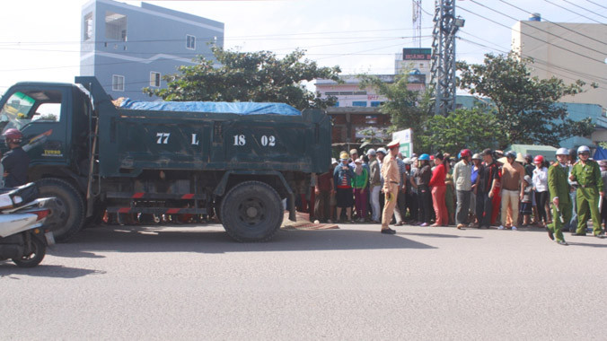 Hiện trường vụ tai nạn thương tâm.