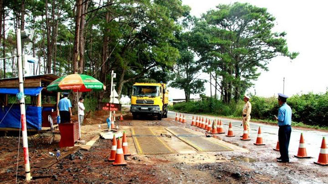 Trạm cân số 56, đặt tại xã Quảng Sơn, huyện Đắk G’long (Đắk Nông) nơi liên tiếp phát hiện TTGT tiêu cực. Ảnh Vietnamnet