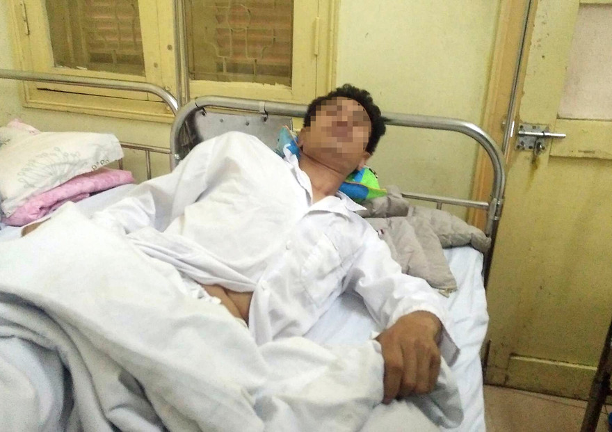 Anh P. đang điều trị và theo dõi tại bệnh viện.