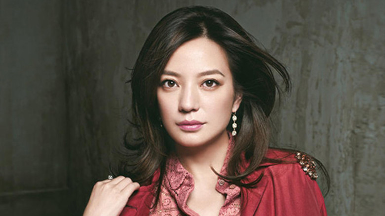 Triệu Vy đẹp nuột nà nhờ photoshop