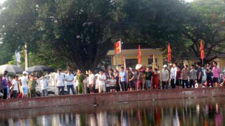 Hồ Triều Khúc, nơi phát hiện xác chết.