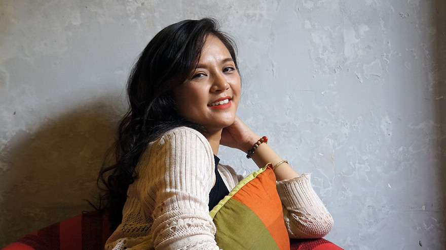 Hết mẹ chồng, đến lượt cô con dâu 'tai quái' sẽ hứng chịu 'gạch đá'