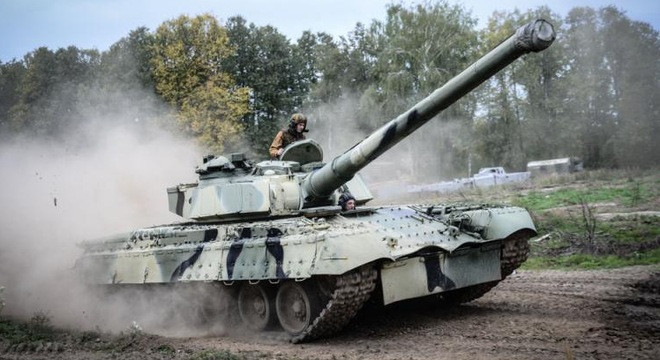 Object 292 là một chiếc xe tăng thử nghiệm của Liên Xô - Nga, được hoàn thành vào thời điểm tháng 9/1990.