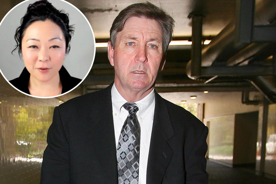 Cha ruột của Britney Spears bị luật sư bỏ rơi sau khi mất tư cách người giám hộ