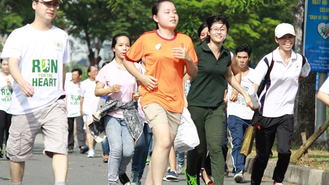 Vạn người hứng khởi “Chạy vì trái tim”