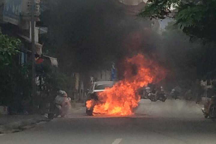 Hiện trường vụ cháy. Ảnh: Nguyễn Chí Công.