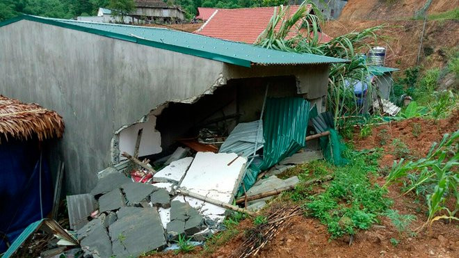 Hiện trường vụ sập nhà. Ảnh: VNN