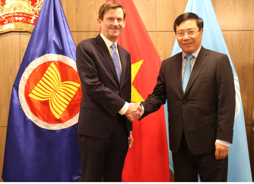 Phó Thủ tướng Phạm Bình Minh tiếp Thứ trưởng Ngoại giao Mỹ David Hale. (Ảnh: BNG)