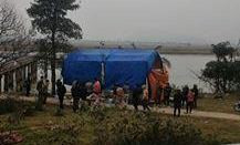 Thi thể nam thiếu niên được gia đình đưa về mai táng sau một tuần tìm kiếm.