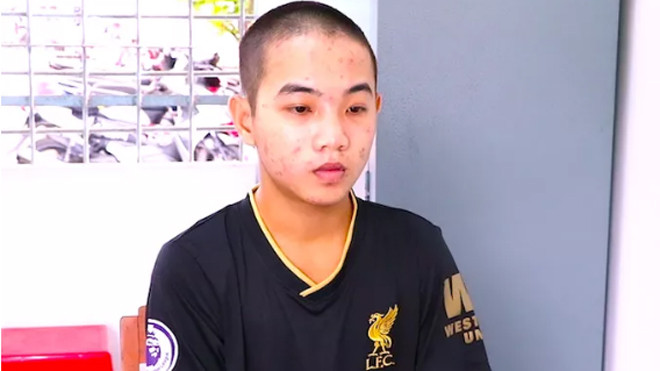 Nguyễn Anh Kiệt tại cơ quan công an. Ảnh: Công an Bình Minh