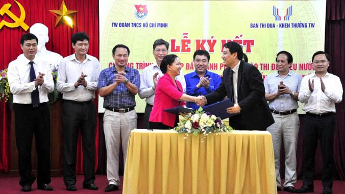 Đẩy mạnh phong trào thi đua yêu nước