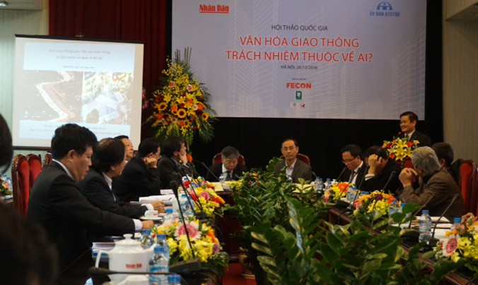 Quang cảnh buổi hội thảo. Ảnh: Sỹ Lực.