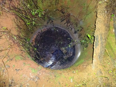 Chiếc giếng nơi phát hiện thi thể anh Thuấn