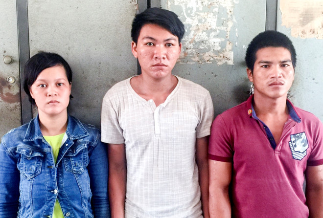 Các nghi phạm tại cơ quan công an