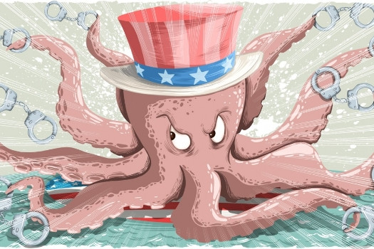 Nhiều người cho rằng Mỹ có thể sử dụng thẩm quyền cánh tay dài chủ yếu do sức mạnh của Mỹ