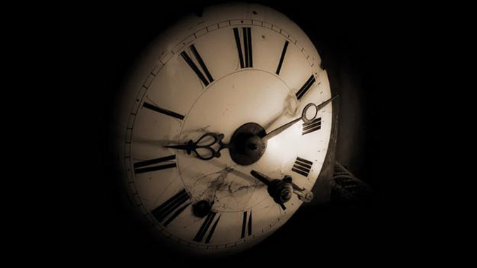 Giấc mơ xoay chuyển thời gian vẫn tiếp tục là một câu đố chưa có lời giải.