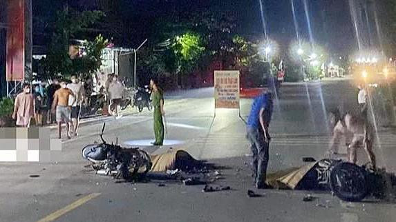 Hiện trường nơi xảy ra vụ tai nạn khiến 4 người thương vong