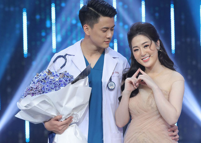 Quang Lâm và Thanh Tâm trong chương trình "Người ấy là ai".