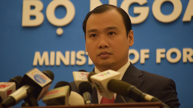 Người phát ngôn Bộ Ngoại giao Việt Nam Lê Hải Bình tại buổi họp báo chiều 31/7. Ảnh: Tuấn Anh. 