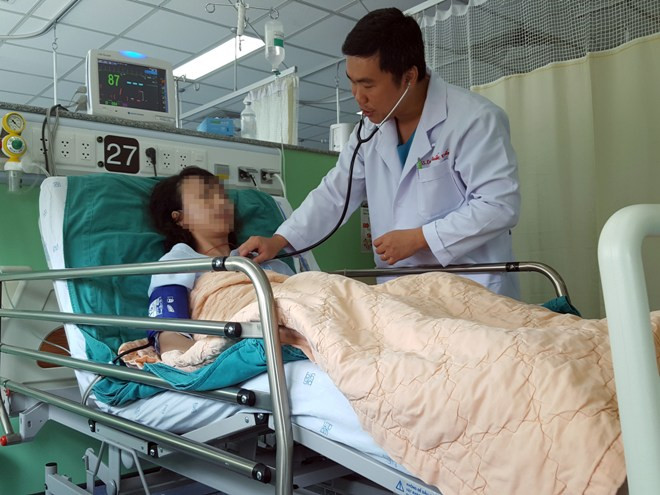 Cứu sống 2 phụ nữ mang túi phình động mạch não khổng lồ