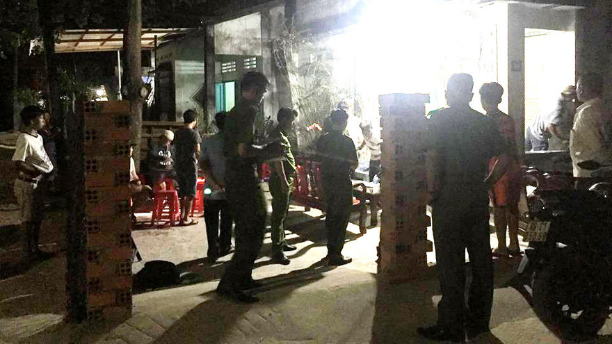 Công an kiểm tra hiện trường vụ việc