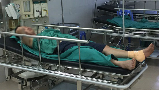 Nạn nhân đang được điều trị tại bệnh viện
