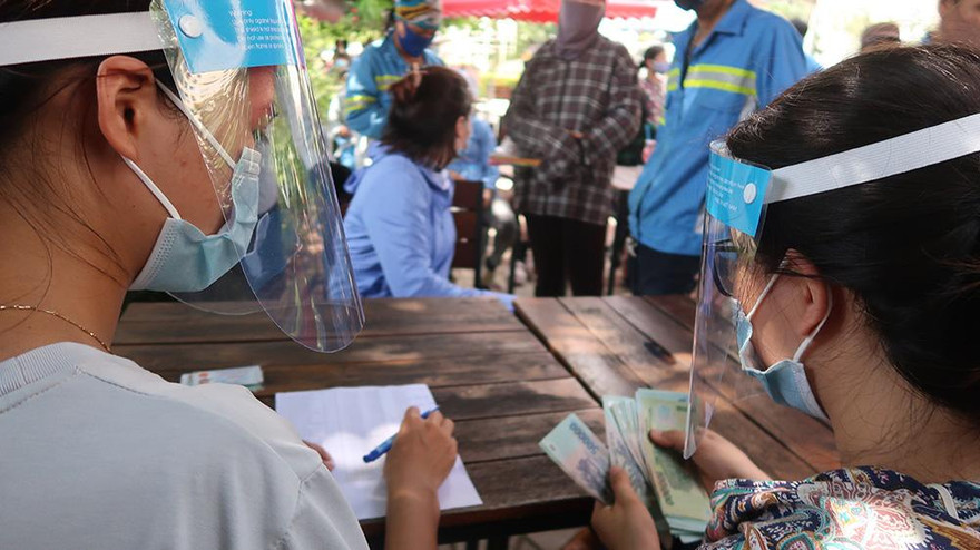 Công nhân được nhận nợ lương ngày 10/7