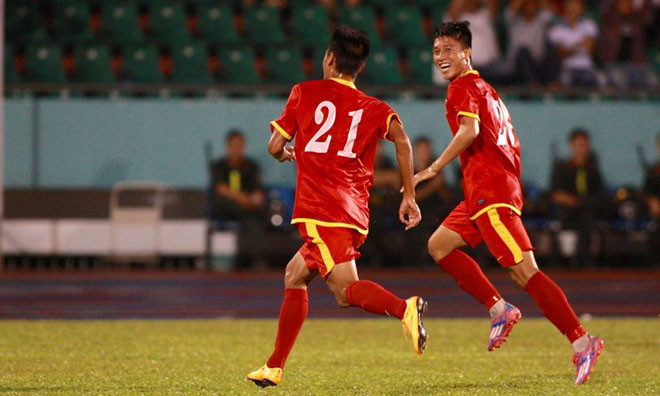 Các cầu thủ Việt Nam đã có một khởi đầu như mơ ở cuộc tiếp đón SV Hàn Quốc. Ảnh: Zing