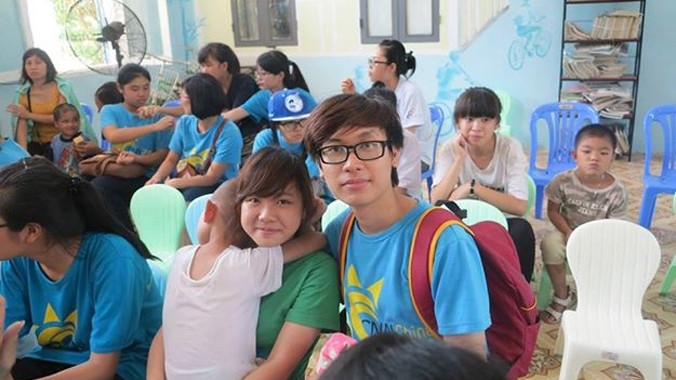 Đức Anh trong một chuyến tình nguyện