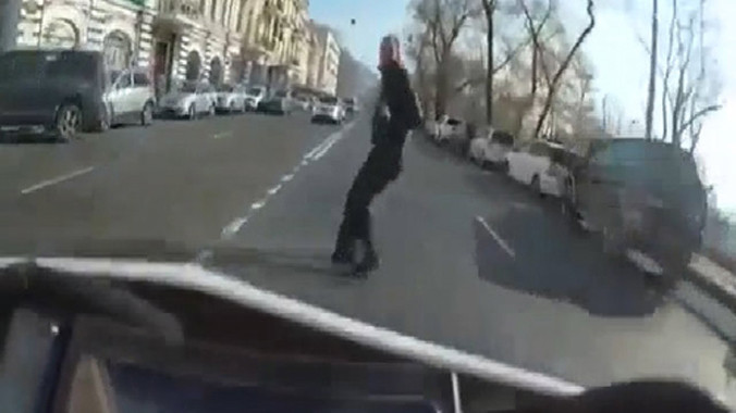 Chạy môtô tốc độ kinh hoàng trên phố, lái xe tử nạn