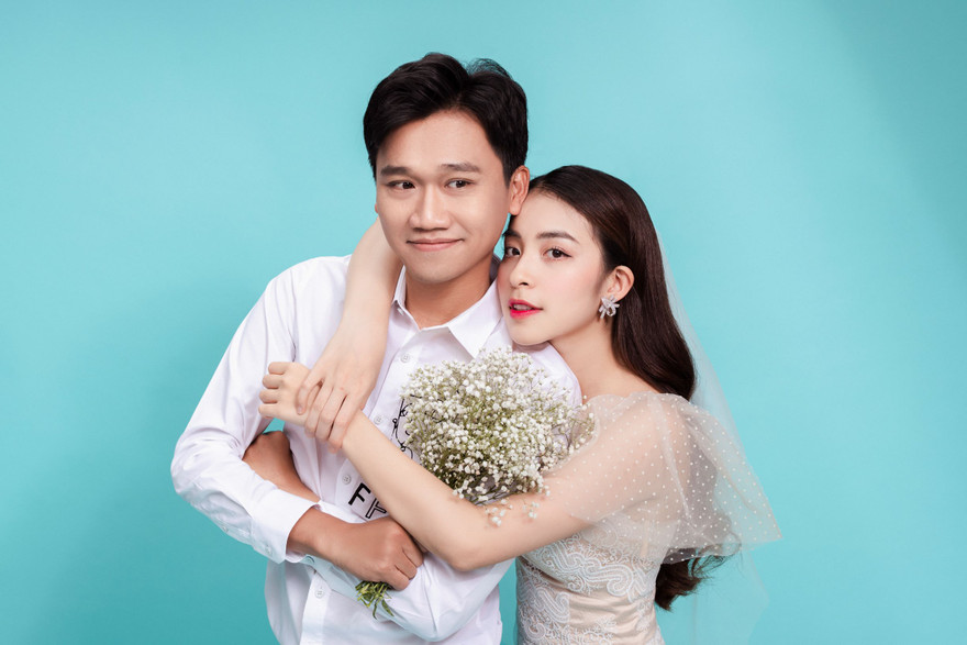 Xuân Nghị-Trần Vân tình tứ trong bộ ảnh mới