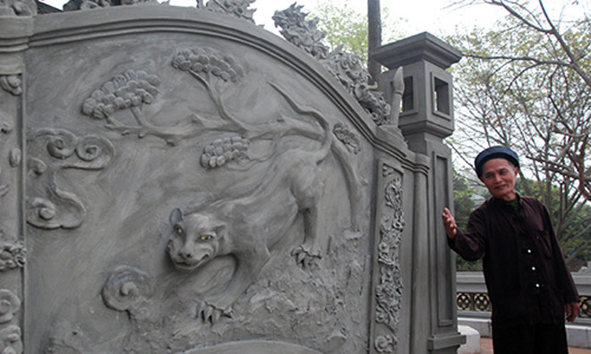 Bức bình phong gây bức xúc. Ảnh: Vnexpress.