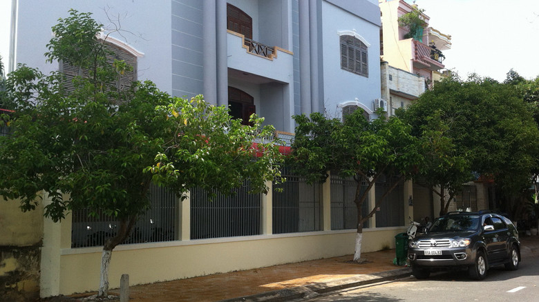  Mảnh đất mặt tiền dài 20 m đường Trần Bình Trọng của trụ sở Bảo hiểm Xã hội tỉnh Sóc Trăng, do ông Bình tặng. ẢNH: SÁU NGHỆ