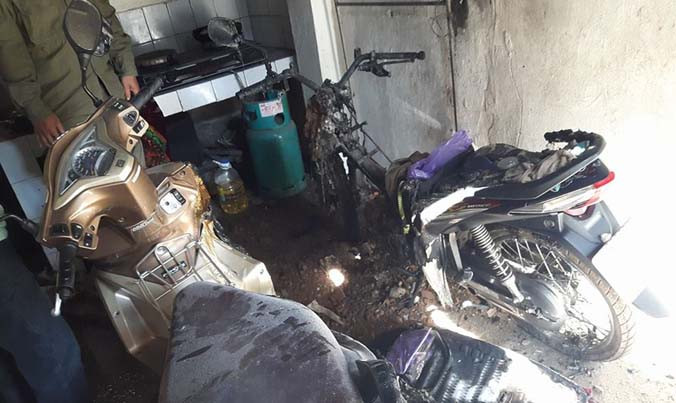 Hiện trường vụ cháy. Ảnh: HBT.